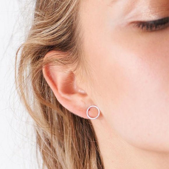 "Circle of Life" Minimalist Simple Stud Earrings - Picture 6 of 8